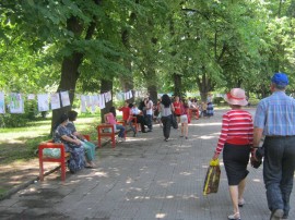 Изложиха най добрите рисунки от пленера „Казанлък през нашите очи” / Новини от Казанлък