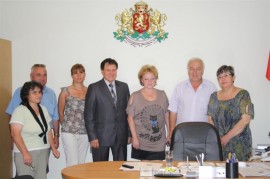 Държавата дари на Община Павел баня имот от близо 8000кв.м. / Новини от Казанлък