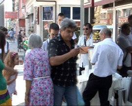 В жегите - безплатно минерална вода от Палас