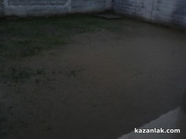 Целият дъжд за юли се изваля за 45 минути