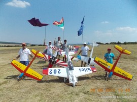 Казанлъчани най-добри при радиоуправляемите авиомодели / Новини от Казанлък