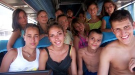 Просветното министерство награди казанлъшки деца с почивка в Кранево / Новини от Казанлък