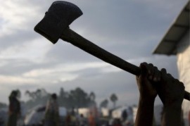 Мъж от Кънчево нападна полицай с брадва / Новини от Казанлък