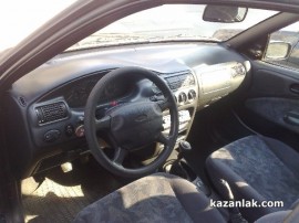 14 годишен краде аудио техника от автомобил / Новини от Казанлък