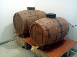 Откраднаха две бурета с ракия / Новини от Казанлък