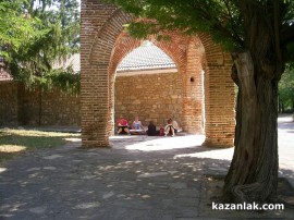 Тюлбето в съботния ден: фоторепортаж