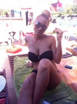 Казанлъчанката Юнона била с най-големия бюст във фолка