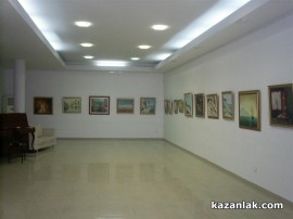 Първа самостоятелна изложба в родния град за Рашо Атанасов / Новини от Казанлък