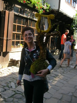 Казанлъшки майстори показаха уменията си в “Етъра“