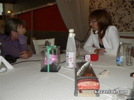 Галина Стоянова разказа за Япония на саке с журналистите