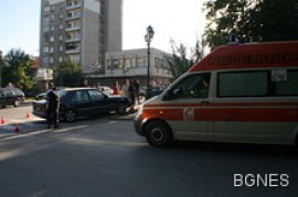 Шофьор  блъсна двама пешеходци в Казанлък / Новини от Казанлък