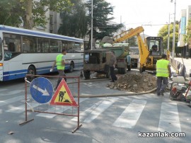 ВиК ремонтът блокира центъра / Новини от Казанлък