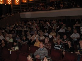 С празничен концерт Община Казанлък зарадва хората от третата възраст