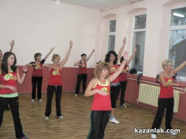 С обновени и пълни зали НЧ “Възродена Искра“ откри новия творчески сезон