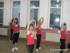 С обновени и пълни зали НЧ “Възродена Искра“ откри новия творчески сезон