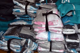 Заловиха автомобил пълен с фалшиви спортни стоки / Новини от Казанлък