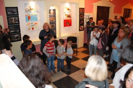 Във Военен клуб представиха “Дивата природа в снимки и рисунки“ / Новини от Казанлък