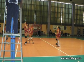 Видео: Казанлък волей разгроми Локомотив - София