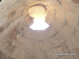 Видео: Показаха откритията от гробницата край Бузовград