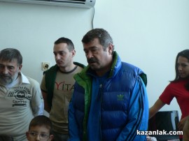 Прерязаха лентата на нова катерачна стена