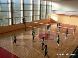 Момичетата на „Казанлък волей“ разбиха конкурентите си