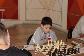 Цецо Стоянов стартира с победа на Световното по шах / Новини от Казанлък