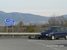 Видео: Англичанин приземи автомобил в нива