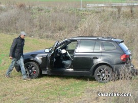Видео: Англичанин приземи автомобил в нива