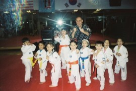 Един от най-добрите български таекуондисти прави клуб в Казанлък / Новини от Казанлък