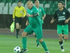 Казанлъчанин отбеляза 2 пъти  срещу отбора на Премиера / Новини от Казанлък