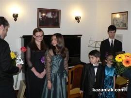 Казанлъшките пианисти отново отличени на Международен конкурс / Новини от Казанлък