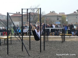 Прерязаха веригата на стрийт фитнес площадката