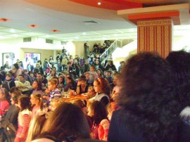 Безплатен куклен театър за децата на Казанлък