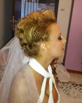 Юнона облече булчинската рокля