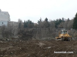 Стартира запълването на Дупката в центъра