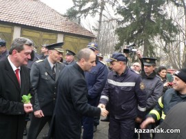 Цветанов направи първа копка на Пожарната и обеща нови автомобили за казанлъшките огнеборци