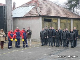Цветанов направи първа копка на Пожарната и обеща нови автомобили за казанлъшките огнеборци