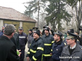 Цветанов направи първа копка на Пожарната и обеща нови автомобили за казанлъшките огнеборци