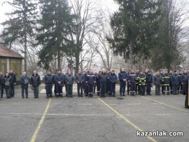 Цветанов направи първа копка на Пожарната и обеща нови автомобили за казанлъшките огнеборци