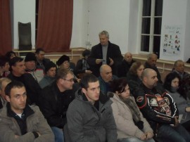 СДС е преизбрал Николай Александров за лидер в Казанлък