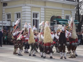 Кукерите на Голямо Дряново спечелиха специална награда на “Кукерландия 2013“