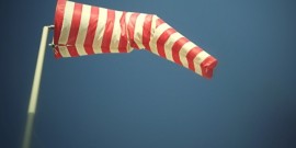 Скоростта на вятъра в Казанлък достигна 65 километра в час / Новини от Казанлък