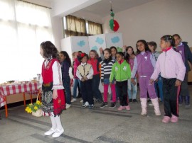 В Хаджидимитрово разискваха противодействия на тормоза над ученици