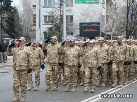 Видео: Тържествено посрещане на българските военни от Афганистан / Новини от Казанлък