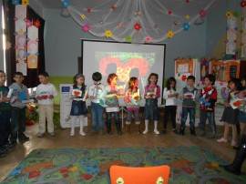 Мартенски празници в училището в Крън