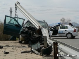 Видео: Адска катастрофа на надлеза до КАТ / Новини от Казанлък