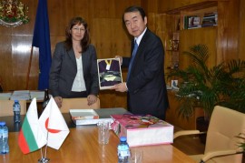 Посланикът на Япония посети Казанлък / Новини от Казанлък