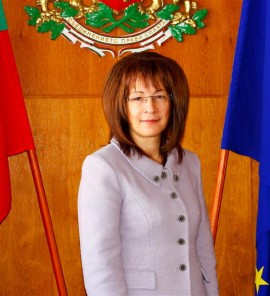 Галина Стоянова изпрати поздравителен адрес  до медицинските работници от община Казанлък / Новини от Казанлък