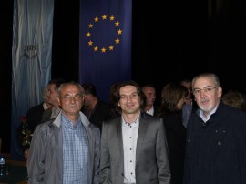 В листите за изборите - пълно с казанлъчани, но само 2-ма с разумни шансове за депутатско място