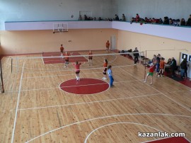 Казанлъшки ученически отбори станаха областни шампиони / Новини от Казанлък